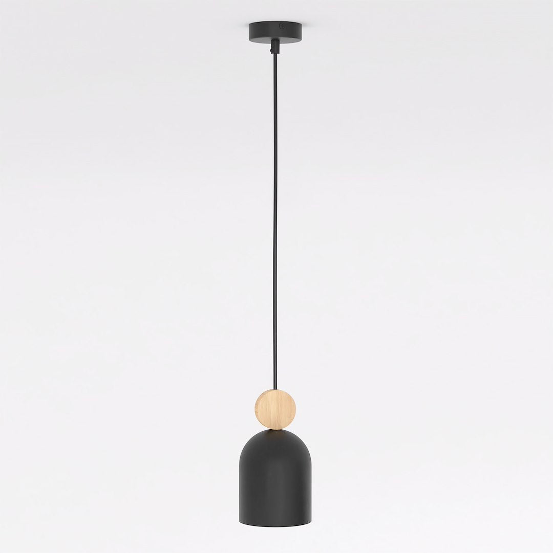 Mesi 1 Black