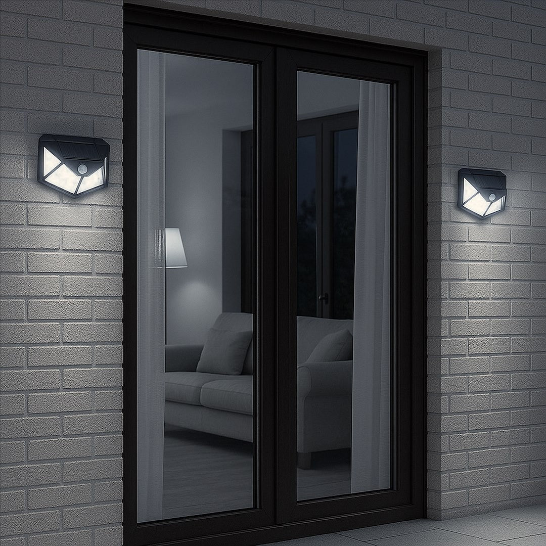 Batman 4000K IP44 Solar Lamp